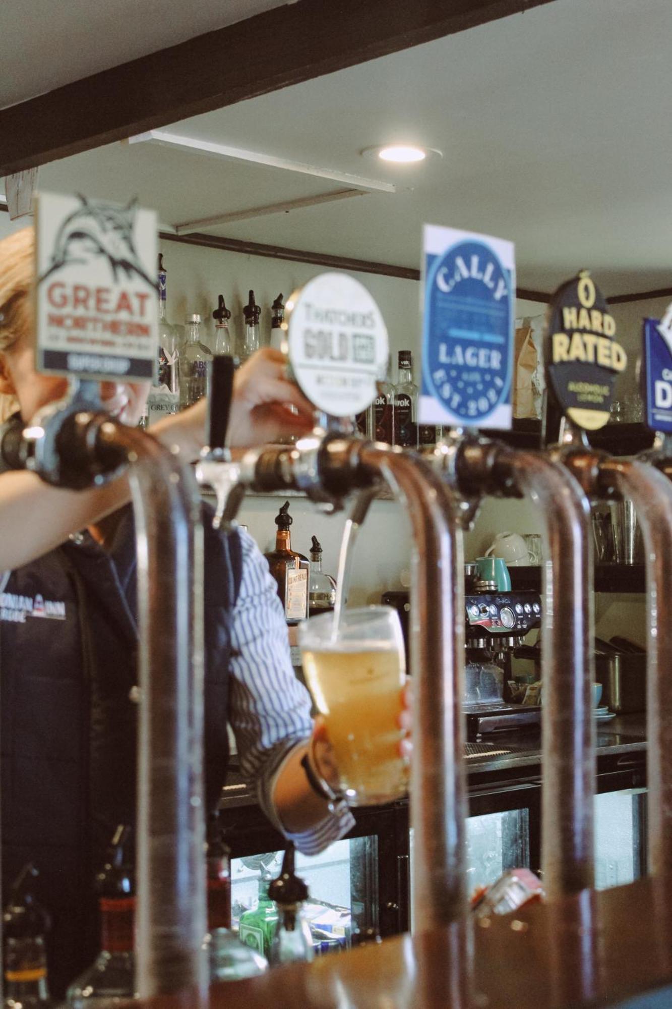Caledonian Inn ローブ エクステリア 写真
