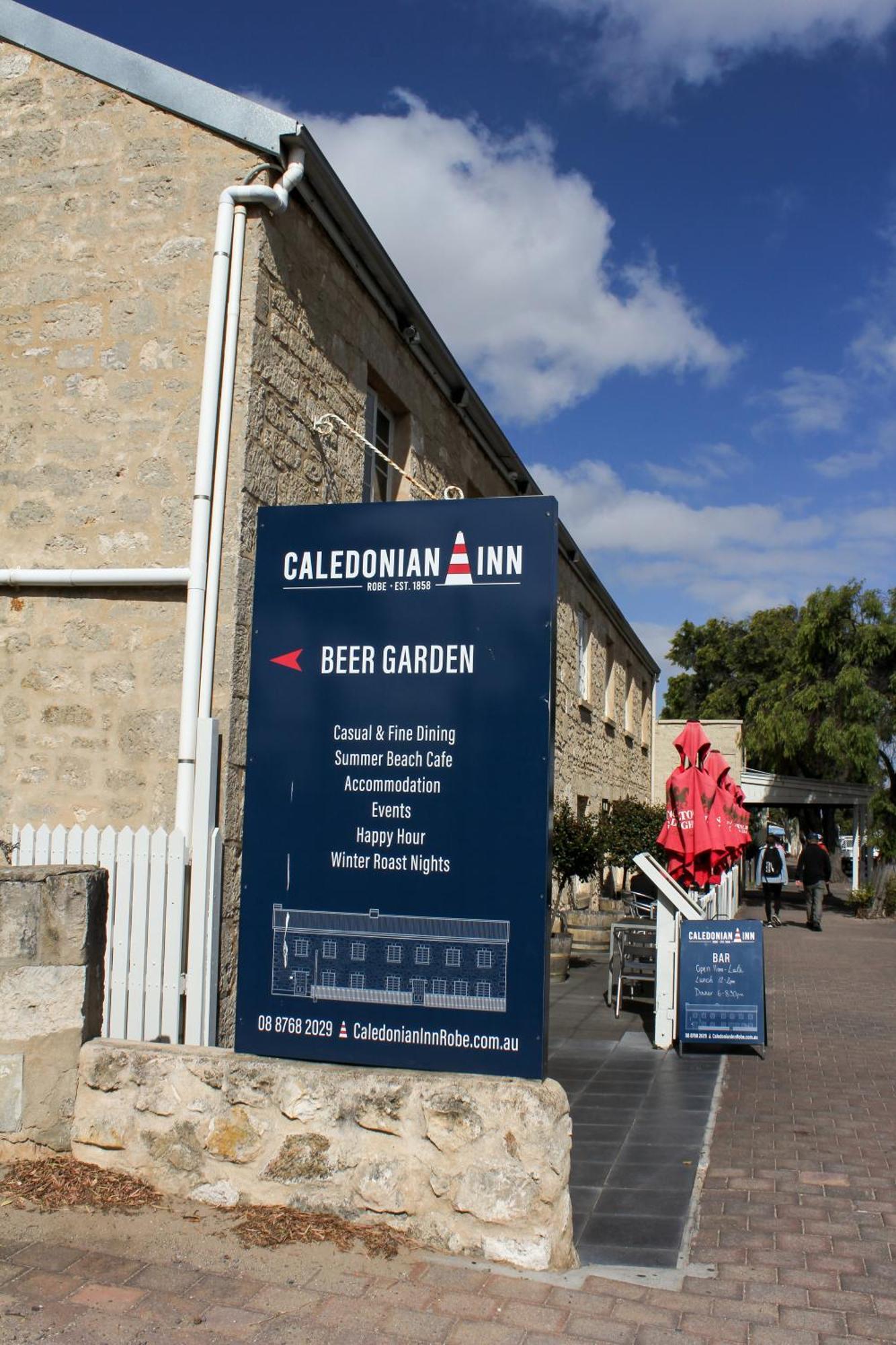 Caledonian Inn ローブ エクステリア 写真